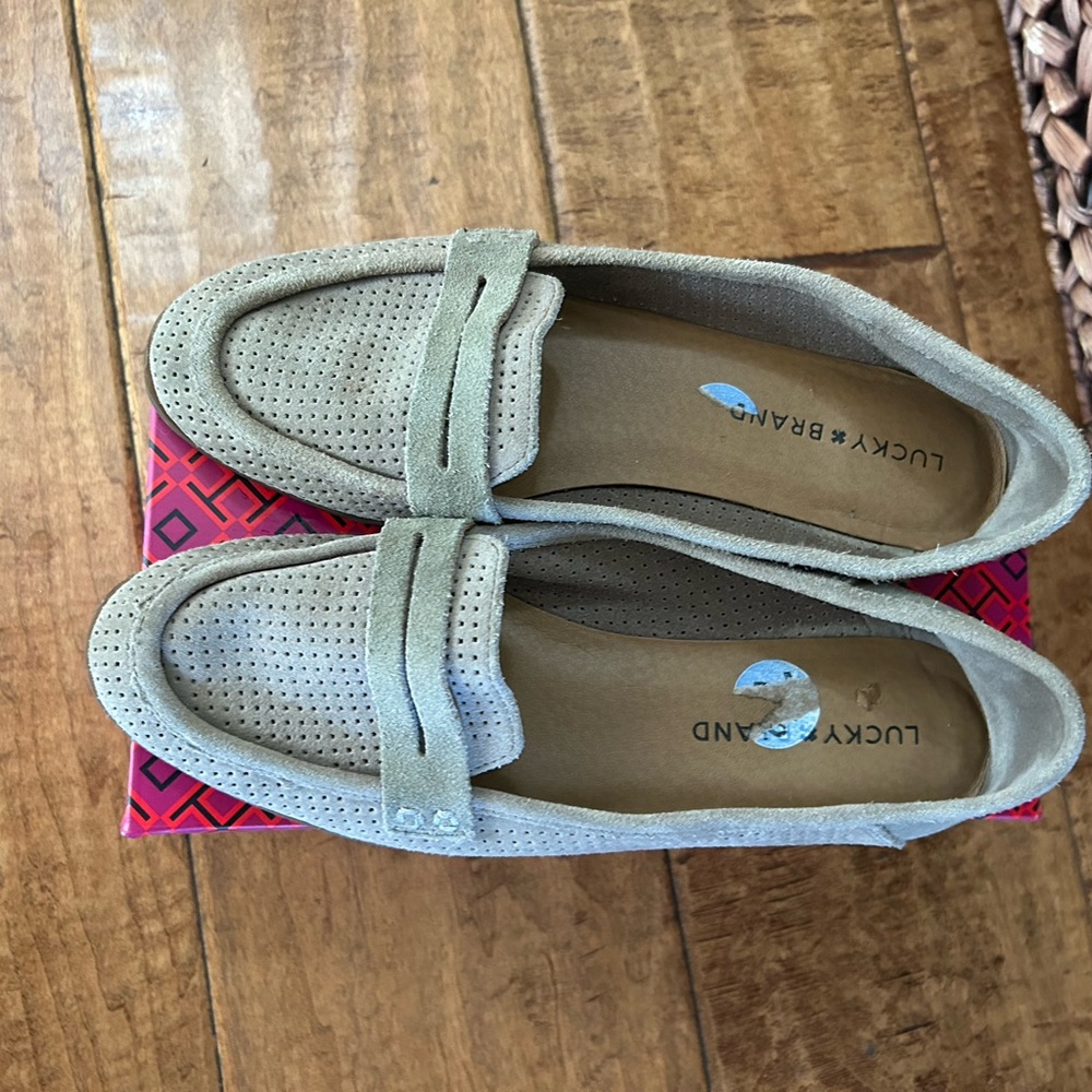Lucky Brand Women's Tan Loafers